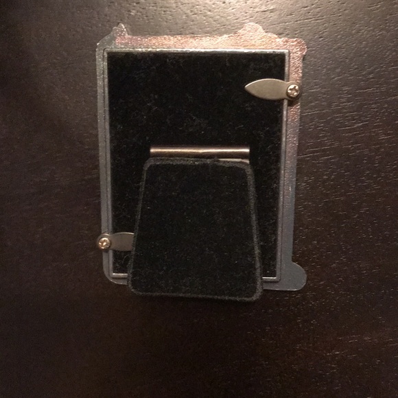 FREE WITH PURCHASE Mini Picture Frame - Picture 3 of 3